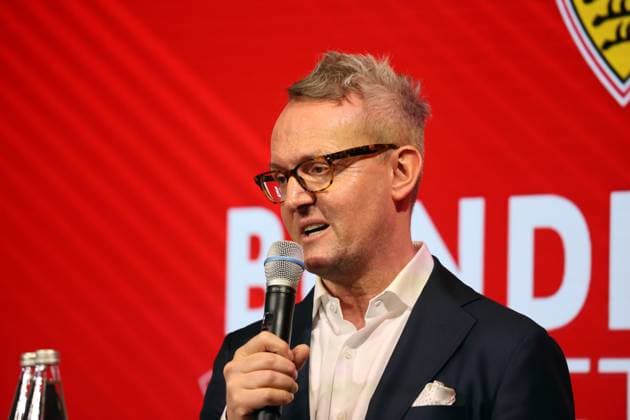 24.04.25 Talk-Format Bundesliga trifft Basis Deutschland, Stuttgart, 24.04.2025, Fussball, Bundesliga, VfB Stuttgart, Talk-Format Bundesliga trifft Basis : Alexander Wehrle (Vorstandsvorsitzender VfB Stuttgart).