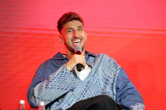 24.04.25 Talk-Format Bundesliga trifft Basis Deutschland, Stuttgart, 24.04.2025, Fussball, Bundesliga, VfB Stuttgart, Talk-Format Bundesliga trifft Basis : Atakan Karazor (VfB Stuttgart).