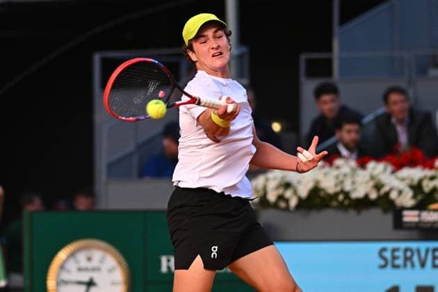 Mutua Madrid Open - Madrid Joao Fonseca (BRA) during his first round match at the Mutua Madrid Open in Madrid , Spain, on April, 24, 2025. Photo by Corinne Dubreuil ABACAPRESS.COM Madrid Spain  Copyright: xDubreuilxCorinne ABACAx
