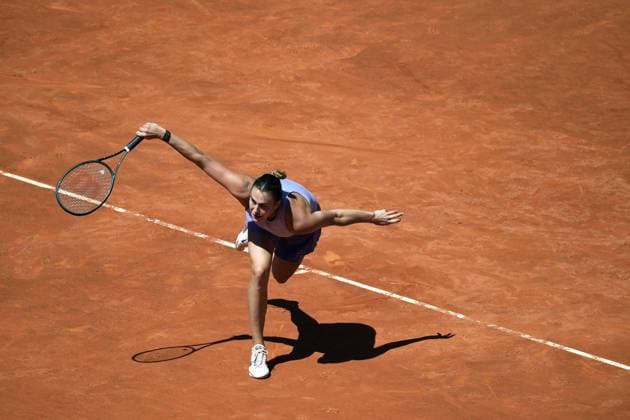 April 25, 2025, Madrid, Madrid, Spain: ARYNA SABALENKA of Belarus during her match against FRECHANNA BLINKOVA of Russia on Day Five of the Mutua Madrid Open at La Caja Magica. Madrid Spain - ZUMAd308 20250425_zsp_d308_005 Copyright: xJuanxCarlosxLucasx