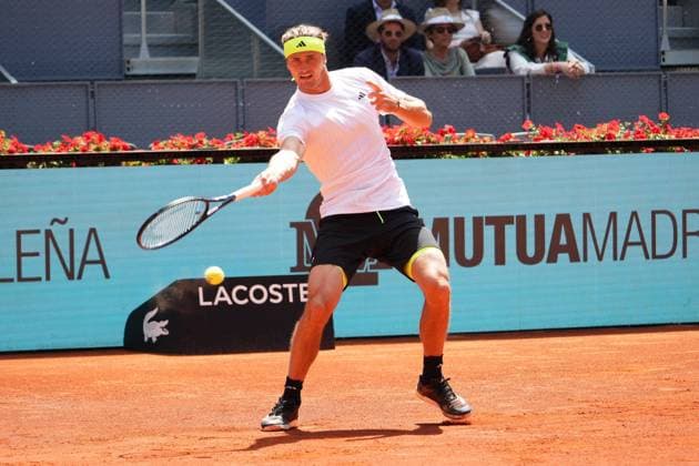 Alexander Zverev VS Roberto Bautista Mutua Madrid Open at La Caja Magica on April 25, 2025 in Madrid, Spain Cordon Press Cordon Press 