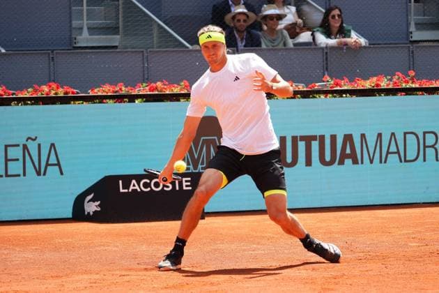 Alexander Zverev VS Roberto Bautista Mutua Madrid Open at La Caja Magica on April 25, 2025 in Madrid, Spain Cordon Press Cordon Press 