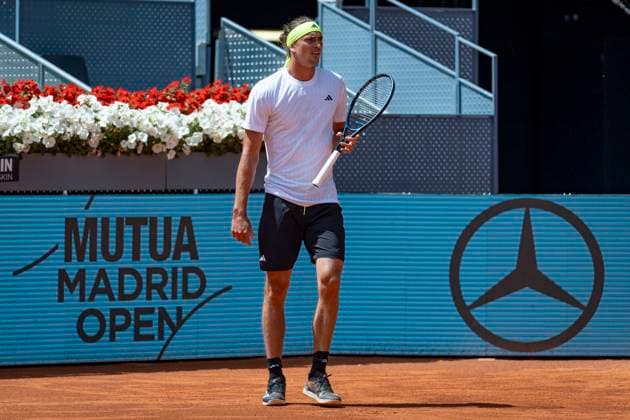 Mutua Madrid Open 2025 Alexander Zverev of Germany is seen against Roberto Bautista Agut of Spain during the second round match of the Mutua Madrid Open 2025 tournament celebrated at La Caja Magica on April 25, 2025 in Madrid, Spain. Madrid La Caja Magica Madrid Spain Copyright: xAlbertoxGardinx AGardin_20250425_Mutua_Madrid_Open_10202