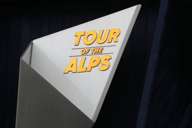 Tour des Alpes 2025 - UCI Cycling Race Tour of the Alps Pierre Teyssot MAXPPP ; Tour des Alpes 2025 - UCI Cycling Race Tour of the Alps. Lienz, Austria on April 25, 2025. Stage 5, 112.2 km from Lienz to Lienz. Tour of the Alps trophy Pierre Teyssot Maxppp Lienz Lienz Osttirol Austria  Copyright: xMAXPPPxPierrexTeyssotx TPX29887 TPX29887