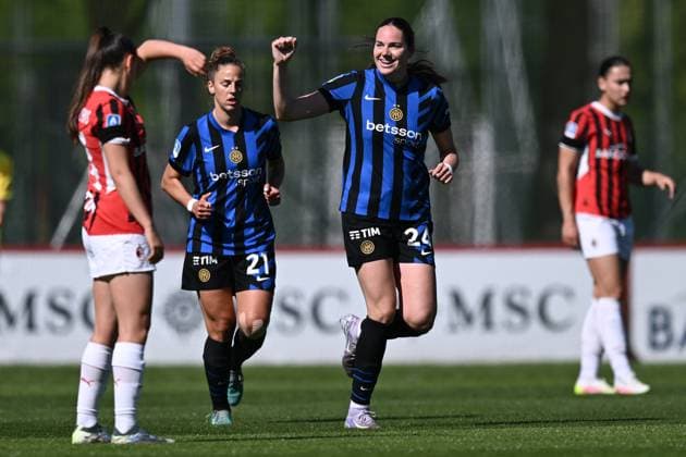 Db Milano 25 04 2025 - campionato di serie A femminile Milan-Inter foto Daniele Buffa Image nella foto: esultanza gol Marija Ana Milinkovic 