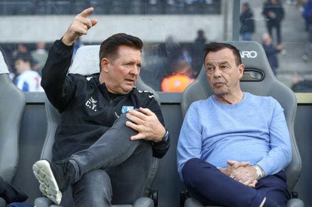 25.04.2025, xtgx, Fussball - 2.Bundesliga, Hertha BSC Berlin - 1.FC Magdeburg emspor, v.l. Christian Titz (Magdeburg, Trainer) und Otmar Schork (Magdeburg, sportlicher Leiter) (DFL DFB REGULATIONS PROHIBIT ANY USE OF PHOTOGRAPHS as IMAGE SEQUENCES and or QUASI-VIDEO) Berlin