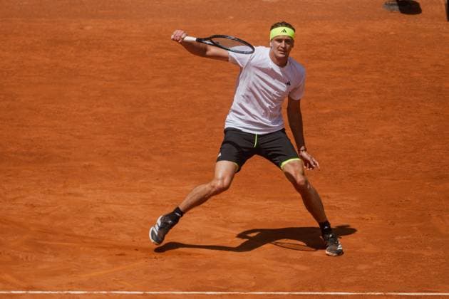 Mutua Madrid Open 2025, MADRID, SPAIN - APRIL 25: Alexander Zverev from Germany during his Second Round Men’s Singles Match against Roberto Bautista Agut from Spain on Day Four at the Mutua Madrid Open at La Caja Magica on April 25, 2025 in Madrid, Spain. (Photo by Andy Astfalck) Copyright: xBEAUTIFULxSPORTS Astfalckx