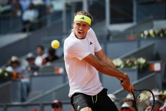Mutua Madrid Open 2025, MADRID, SPAIN - APRIL 25: Alexander Zverev from Germany during his Second Round Men’s Singles Match against Roberto Bautista Agut from Spain on Day Four at the Mutua Madrid Open at La Caja Magica on April 25, 2025 in Madrid, Spain. (Photo by Andy Astfalck) Copyright: xBEAUTIFULxSPORTS Astfalckx