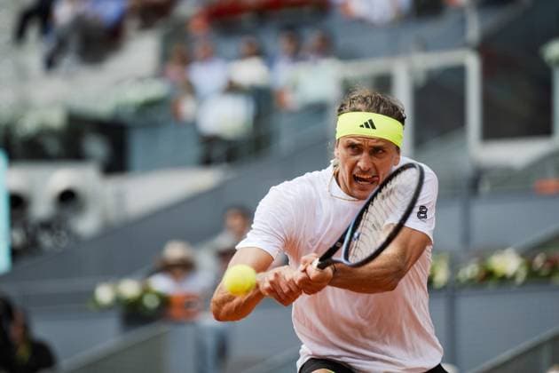 Mutua Madrid Open 2025, MADRID, SPAIN - APRIL 25: Alexander Zverev from Germany during his Second Round Men’s Singles Match against Roberto Bautista Agut from Spain on Day Four at the Mutua Madrid Open at La Caja Magica on April 25, 2025 in Madrid, Spain. (Photo by Andy Astfalck) Copyright: xBEAUTIFULxSPORTS Astfalckx