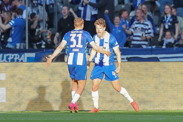 25.04.2025, xtgx, Fussball - 2.Bundesliga, Hertha BSC Berlin - 1.FC Magdeburg emspor, v.l. Jubel nach dem 1:1 durch Linus Gechter (Hertha, 44) (DFL DFB REGULATIONS PROHIBIT ANY USE OF PHOTOGRAPHS as IMAGE SEQUENCES and or QUASI-VIDEO) Berlin