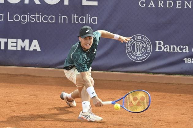 TENNIS - Eventi nazionali - ATP, Tennis Herren Roma Open - Semifinals Vilius Gaubas (LTU) in action during the semi-final match of ATP Roma Garden Open against Lukas Neumayer (AUT) at Tennis Club Garden on April 25, 2025 in Rome, Italy Rome Italy  Copyright: xIPAxSport ABACAx