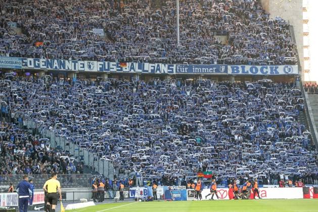 25.04.2025, xtgx, Fussball - 2.Bundesliga, Hertha BSC Berlin - 1.FC Magdeburg emspor, v.l. Symbolfoto, Symbolbild, Symbol, Fans, Zuschauer, Publikum, Magdeburg (DFL DFB REGULATIONS PROHIBIT ANY USE OF PHOTOGRAPHS as IMAGE SEQUENCES and or QUASI-VIDEO) Berlin