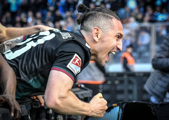 Fussball 2.Bundesliga, Hertha BSC Berlin - 1.FC Magdeburg 25.04.2025, xdanx, Fussball 2.Bundesliga, Hertha BSC Berlin - 1.FC Magdeburg v.l. BarÄ±s Atik (1.FC Magdeburg) Jubel ueber ein Tor (DFL DFB REGULATIONS PROHIBIT ANY USE OF PHOTOGRAPHS as IMAGE SEQUENCES and or QUASI-VIDEO) Daniel Lakomski Mix1Press Berlin Olympiastadion Berlin Deutschland (DEU)