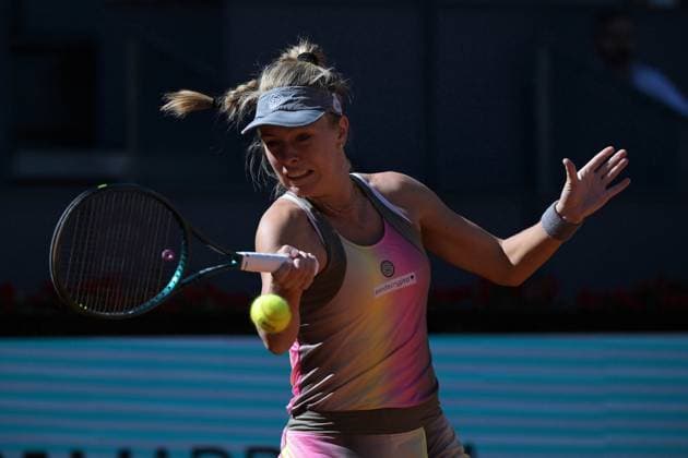 April 26, 2025, Madrid, Madrid, Spain: MAGDALENA FRECH of Poland during her match against MIRRA ANDRo°YEVA of Russia on Day Six of the Mutua Madrid Open at La Caja Magica. Madrid Spain - ZUMAd308 20250426_zsp_d308_002 Copyright: xJuanxCarlosxLucasx