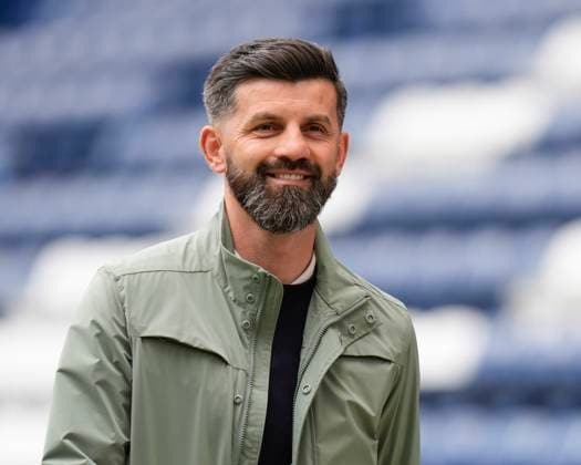 Preston North End v Plymouth Argyle, Preston, UK - 26 April 2025 Miron Muslic manager of Plymouth Argyle inspects the pitch before the EFL Championship match between Preston North End and Plymouth Argyle at Deepdale on 26 April 2025 in Preston, England (Photo by Steve Flynn PPAUK) Preston Deepdale Lancashire England Copyright: xStevexFlynn PPAUKx PPA-183363