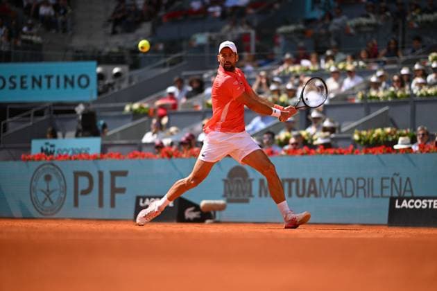 Mutua Madrid Open - Men s First Round Novak Djokovic (SRB) during his first round match at the Mutua Madrid Open in Madrid , Spain, on April, 26, 2025. Photo by Corinne Dubreuil ABACAPRESS.COM Madrid Spain  Copyright: xDubreuilxCorinne ABACAx