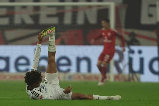 Janis Antiste (1.FC Nürnberg) liegt verletzt am Boden waehrend des Spiels der 2. Bundesliga zwischen Fortuna Düsseldorf und 1. FC Nürnberg im Merkur Spiel-Arena am 26. April 2025 in Düsseldorf, Deutschland. (Foto von Oliver Kaelke DeFodi Images) +++ Janis Antiste (1.FC Nürnberg) injured on the ground during the 2. Bundesliga match between Fortuna Düsseldorf and 1. FC Nürnberg at Merkur Spiel-Arena on April 26, 2025 in Düsseldorf, Germany. (Photo by Oliver Kaelke DeFodi Images) DFB DFL REGULATIONS PROHIBIT ANY USE OF PHOTOGRAPHS AS IMAGE SEQUENCES AND OR QUASI-VIDEO. (Photo by Oliver Kaelke DeFodi Images)