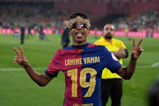 Sport Themen der Woche KW17 Sport Bilder des Tages April 26, 2025, Sevilla, Sevilla, Spain: Lamine Yamal of FC Barcelona, Barca celebrates the victory during the Spanish Cup, Copa del Rey, Final football match played between FC Barcelona and Real Madrid at La Cartuja Stadium on April 26, 2025 in Sevilla, Spain. Sevilla Spain - ZUMAa181 20250426_zaa_a181_465 Copyright: xJoaquinxCorcherox