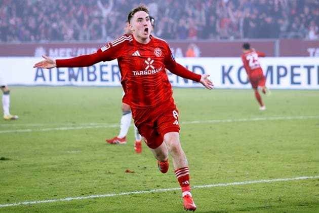 JOHANNESSON Isak Team Fortuna Duesseldorf jubelt nach dem Tor zum 3 : 3 durch APPELKAMP Shinta DFL 2. Bundesliga Saison 2024 - 2025 Spiel Fortuna Duesseldorf - 1.FC Nuernberg 3 : 3 am 26.04.2025 in Duesseldorf DFL REGULATIONS PROHIBIT ANY USE OF PHOTOGRAPHS as IMAGE SEQUENCES and or QUASI-VIDEO *** JOHANNESSON Isak Team Fortuna Duesseldorf cheers after the goal to 3 3 by APPELKAMP Shinta DFL 2 Bundesliga Saison 2024 2025 Spiel Fortuna Duesseldorf 1 FC Nuernberg 3 3 am 26 04 2025 in Duesseldorf DFL REGULATIONS PROHIBIT ANY USE OF PHOTOGRAPHS as IMAGE SEQUENCES and or QUASI VIDEO Copyright: xLacixPerenyix