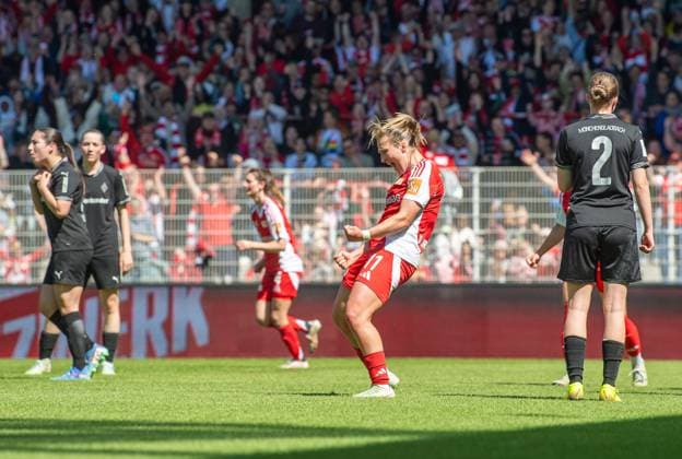 Fussball, Frauen, Saison 2024 2025, 2. Bundesliga (23. Spieltag), 1. FC Union Berlin - Borussia Mönchengladbach, Dina Orschmann (1. FC Union), Jubel nach Tor zum 3:1, 27.04.2025, Copyright: xSebastianxRäppold MatthiasxKochx