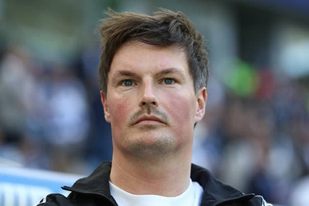 27.04.2025, xtgx, Fussball 2. Bundesliga, Hamburger SV - Karlsruher SC emspor, v.l. Merlin Polzin (HSV, Trainer) Portrait, Portraet, Einzelbild (DFL DFB REGULATIONS PROHIBIT ANY USE OF PHOTOGRAPHS as IMAGE SEQUENCES and or QUASI-VIDEO) Hamburg