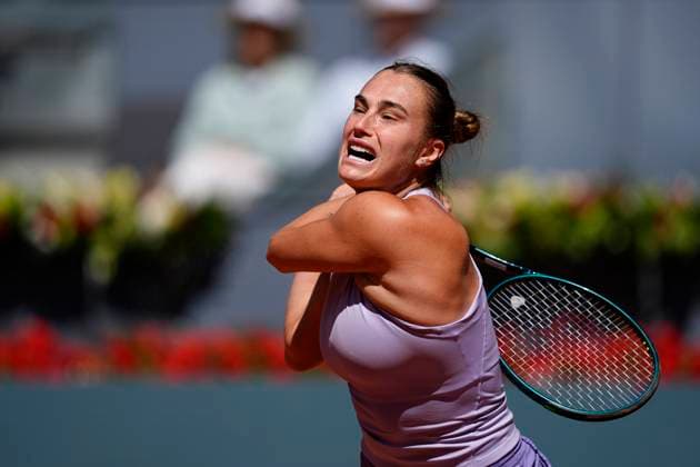 April 27, 2025, Madrid, Madrid, Spain: Aryna Sabalenka of Belarus in action against Elise Mertens of Belgium during the Mutua Madrid Open 2025, ATP, Tennis Herren Masters 1000 and WTA, Tennis Damen 1000 tennis tournament, celebrated at Caja Magica on April 27, 2025 in Madrid, Spain. Madrid Spain - ZUMAa181 20250427_zaa_a181_117 Copyright: xOscarxJ.xBarrosox