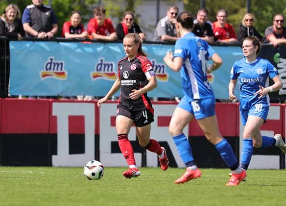 27.04.2025 - Fussball - Saison 2024 2025 - 2. Frauen - Fussball - Bundesliga - 23. Spieltag: 1. FC Nürnberg FCN ( Club Clubfrauen ) - SV Meppen - Sportfoto Zink DaMa - xdaxmax - Luisa Guttenberger (4, 1. FC Nürnberg FCN ) Sonja Lux (15, SV Meppen )