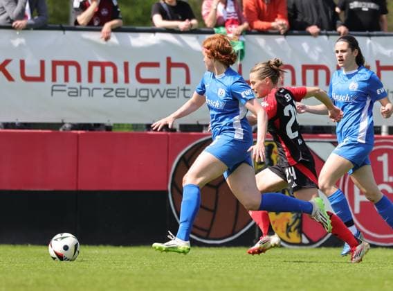 27.04.2025 - Fussball - Saison 2024 2025 - 2. Frauen - Fussball - Bundesliga - 23. Spieltag: 1. FC Nürnberg FCN ( Club Clubfrauen ) - SV Meppen - Sportfoto Zink DaMa - xdaxmax - Lena Maria Göppel Goeppel (5, SV Meppen ) Nastassja Lein (24, 1. FC Nürnberg FCN ) Marie Bleil (7, SV Meppen )
