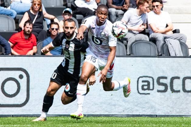 FOOTBALL : SCO Angers vs Lille OSC - Ligue 1 - JournÃ e 31 - 27 04 2025 BafodÃ DiakitÃ (Lille OSC) Himad Abdelli (ANGERS SCO) AngersFrance  Copyright: xBaptistexAutissierx