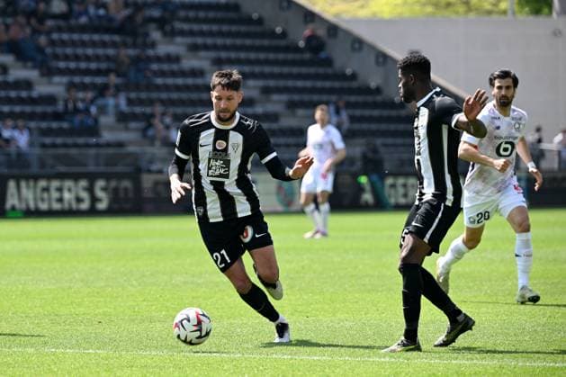 Angers SCO v LOSC Lille - Ligue 1 McDonald s 2024 2025 21 Jordan LEFORT (sco) during the Ligue 1 McDonald s match between Angers and Lille at Stade Raymond Kopa on April 27, 2025 in Angers, France. Angers France  Copyright: xFEPx 776313174