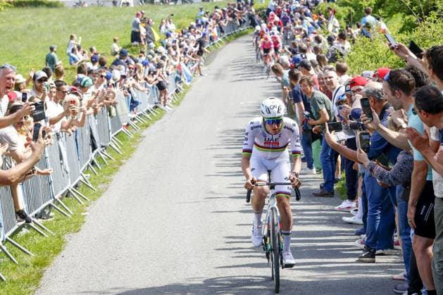 Slovenian Tadej Pogacar of UAE Team Emirates pictured in action during the men elite race of the Liege-Bastogne-Liege one day cycling event, 252km from Liege, over Bastogne to Liege, Sunday 27 April 2025. POOLxETIENNExGARNIER  x121989944x