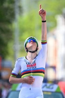 Liege Bastogne Liege 2025 Cycling Race LIEGE, BELGIUM - APRIL 27 : Pogacar Tadej (SLO) of UAE Team Emirates - XRG celebrating his victory during the 111th edition of Liege Bastogne Liege an UCI World Tour 1.UWT cycling race for Men Elite of 252 km with start and finish in Liege on April 27, 2025 in Liege, Belgium, 27 04 2025 Liege Belgium  Copyright: xVincentxKalutx