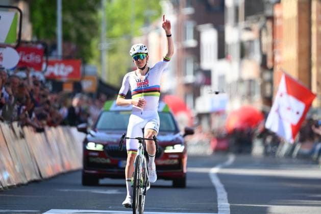 Liege Bastogne Liege 2025 Cycling Race LIEGE, BELGIUM - APRIL 27 : Pogacar Tadej (SLO) of UAE Team Emirates - XRG celebrating his victory during the 111th edition of Liege Bastogne Liege an UCI World Tour 1.UWT cycling race for Men Elite of 252 km with start and finish in Liege on April 27, 2025 in Liege, Belgium, 27 04 2025 Liege Belgium  Copyright: xVincentxKalutx