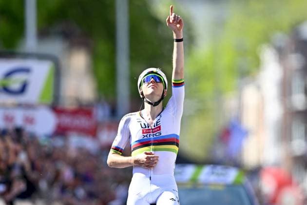 Slovenian Tadej Pogacar of UAE Team Emirates celebrates after winning the men elite race of the Liege-Bastogne-Liege one day cycling event, 252km from Liege, over Bastogne to Liege, Sunday 27 April 2025. ERICxLALMAND  x121993125x