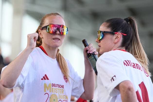 Glodis Viggosdottir (4 FC Bayern Munich) and Sarah Zadrazil (25 FC Bayern Munich) celebrating the championchip after the Google Pixel Frauen Bundesliga match between FC Bayern Munich and SC Freiburg at FC Bayern Campus, Munich, Germany. (Sven Beyrich SPP) Copyright: xSvenxBeyrich SPPx spp-en-SvBe-20250427-ND5_7444