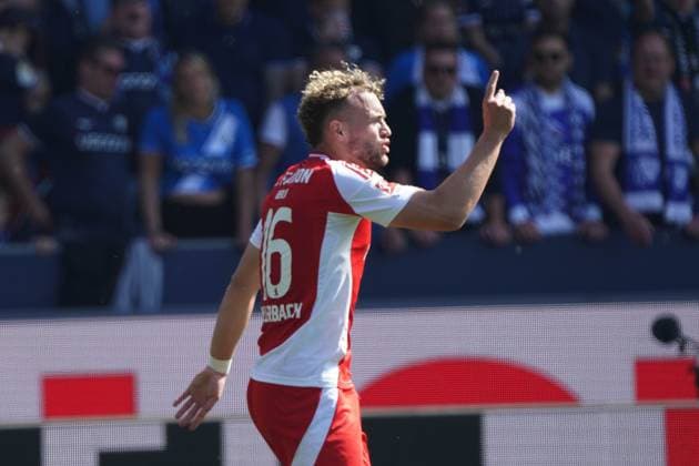 Fussball, 1.BL Saison 2024 2025 VfL Bochum- 1. FC Union Berlin, Vonovia Ruhrstadion, Benedict Hollerbach Union Berlin ,Torjubelt Aktion, Einzelbild