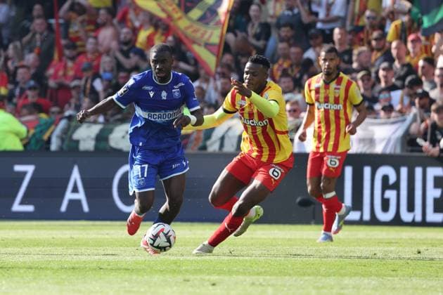 FOOTBALL : RC Lens vs AJ Auxerre - Ligue 1 - 27 04 2025 Lassine SINAYOKO (AJ Auxerre) lors du match RC Lens vs AJ Auxerre, Ligue 1, stade Bollaert-Delelis, le 27 avril 2025 - photo Laurent Sanson PsnewZ  Copyright: xLaurentxSANSONx xPsnewZx