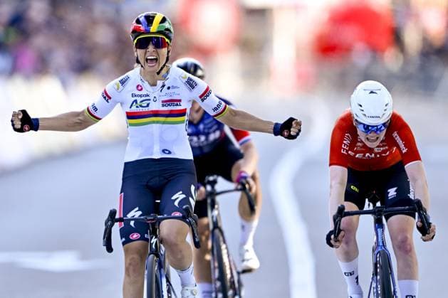 Kim Le Court celebrates after winning the women elite race of the Liege-Bastogne-Liege one day cycling event, 152,9km from Bastogne to Liege, Sunday 27 April 2025. ERICxLALMAND  x122004262x