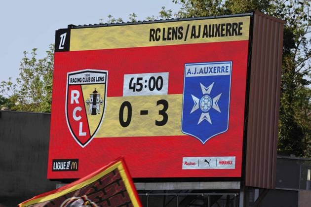 FOOTBALL : RC Lens vs AJ Auxerre - Ligue 1 - 27 04 2025 Score Ã la mi-temps lors du match RC Lens vs AJ Auxerre, Ligue 1, stade Bollaert-Delelis, le 27 avril 2025 - photo Laurent Sanson PsnewZ  Copyright: xLaurentxSANSONx xPsnewZx
