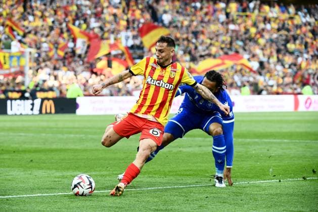 RC Lens v AJ Auxerre - Ligue 1 McDonalds 2024 2025 02 Ruben AGUILAR (rcl) during the Ligue 1 McDonalds match between Lens and Auxerre at Stade Bollaert-Delelis on April 27, 2025 in Lens, France. Lens France  Copyright: xFEPx 776313134