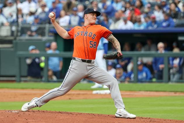 MLB, Baseball Herren, USA 2025: Astros Vs Royals APR 27 April 27, 2025: Houston Astros starting pitcher Hunter Brown (58) pitches against the Kansas City Royals during the first inning at Kauffman Stadium in Kansas City, MO. David Smith CSM (Credit Image: Â David Smith Cal Media) Kansas City Mo United States of America EDITORIAL USE ONLY Copyright: xx ZUMA-20250427_zma_c04_054.jpg DavidxSmithx csmphotothree379335