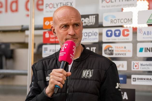Marco Antwerpen (Chef-Trainer, VfL Osnabrueck) im Interview bei Magenta TSV Alemannia Aachen vs. VfL Osnabrueck, Fussball, 3. Liga, 35. Spieltag, Saison 2024 2025, 27.04.2025 DFB REGULATIONS PROHIBIT ANY USE OF PHOTOGRAPHS AS IMAGE SEQUENCES AND OR QUASI-VIDEO TSV Alemannia Aachen vs. VfL Osnabrueck, Fussball, 3. Liga, 35. Spieltag, Saison 2024 2025, 27.04.2025 Aachen Copyright: xEibner-Pressefoto JustinxDerondex EP_JDU
