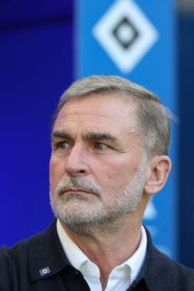 27.04.2025, xtgx, Fussball 2. Bundesliga, Hamburger SV - Karlsruher SC emspor, v.l. Stefan Kuntz (HSV, Vorstand Portrait, Portraet, Einzelbild (DFL DFB REGULATIONS PROHIBIT ANY USE OF PHOTOGRAPHS as IMAGE SEQUENCES and or QUASI-VIDEO) Hamburg