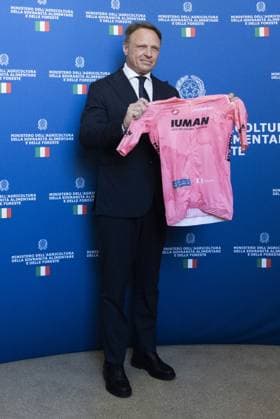 Foto IPP Diego Nangano Cappello Roma 29-04-2025 Presentazione della Maglia Rosa del 108° Giro D’Italia nella foto: Francesco Lollobrigida (Ministro dell Agricoltura) Italy Photo Press - World Copyright italy ITALY  Copyright: xR4924_italyphotopressx