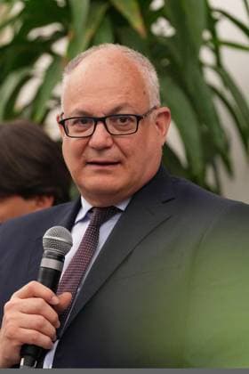Roberto Gualtieri during the Presentation of the Grand Arrival of Giro d Italia 108 in Rome, Italy - Tuesday April 29, 2025 - cycling ( Photo by Alfredo Falcone LaPresse )  Copyright: xAlfredoxFalcone LaPressex