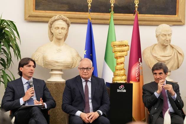 Alessandro Onorato Roberto Gualtieri Urbano Cairo during the Presentation of the Grand Arrival of Giro d Italia 108 in Rome, Italy - Tuesday April 29, 2025 - cycling ( Photo by Alfredo Falcone LaPresse )  Copyright: xAlfredoxFalcone LaPressex