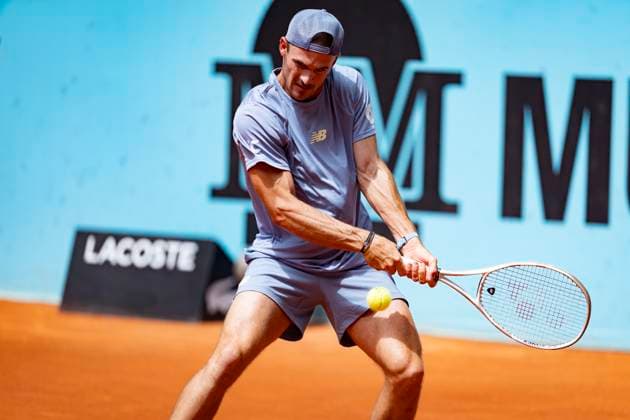 Mutua Madrid Open 2025 Tommy Paul of the USA plays a backhand against Karen Khachanov during their match at the Mutua Madrid Open 2025 tournament celebrated at La Caja Magica on April 29, 2025 in Madrid, Spain. Madrid La Caja Magica Madrid Spain Copyright: xAlbertoxGardinx AGardin_20250429_Mutua_Madrid_Open_0361