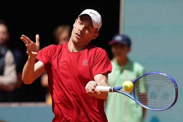 MADRID OPEN TENNIS 2025. ATP, Tennis Herren DE MINAUR (AUS) v SHAPOVALOV (CAN). Dennis Shapovalov, Canada, during Madrid Open Tennis 2025 match. April 29, 2025.(ALTERPHOTOS Acero) MadridSpain  Copyright: xAcerox