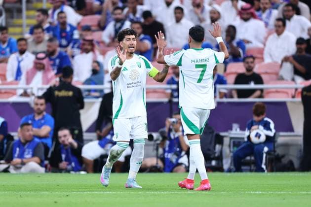 Al-Hilal FC vs Al-Ahli FC - AFC Champions League Elite Semi Finals JEDDAH, SAUDI ARABIA - April 29: Roberto Firmino of Team AL-Ahli celebrates scoring their first goal during the AFC Champions League Elite Semi Finals match between Al-Hilal FC and Al-Ahli FC FC at King Abdullah Sports City Stadium on April 29, 2025 in Jeddah, Saudi Arabia. Jeddah Saudi Arabia Copyright: xAbdullahxAhmedx