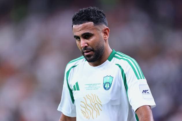 Al-Hilal FC vs Al-Ahli FC - AFC Champions League Elite Semi Finals JEDDAH, SAUDI ARABIA - April 29: Riyad Mahrez of Team AL-Ahli during the AFC Champions League Elite Semi Finals match between Al-Hilal FC and Al-Ahli FC FC at King Abdullah Sports City Stadium on April 29, 2025 in Jeddah, Saudi Arabia. Jeddah Saudi Arabia Copyright: xAbdullahxAhmedx